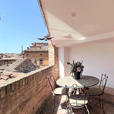 Il Terrazzo Di Tolomei Siena Eksteriør bilde
